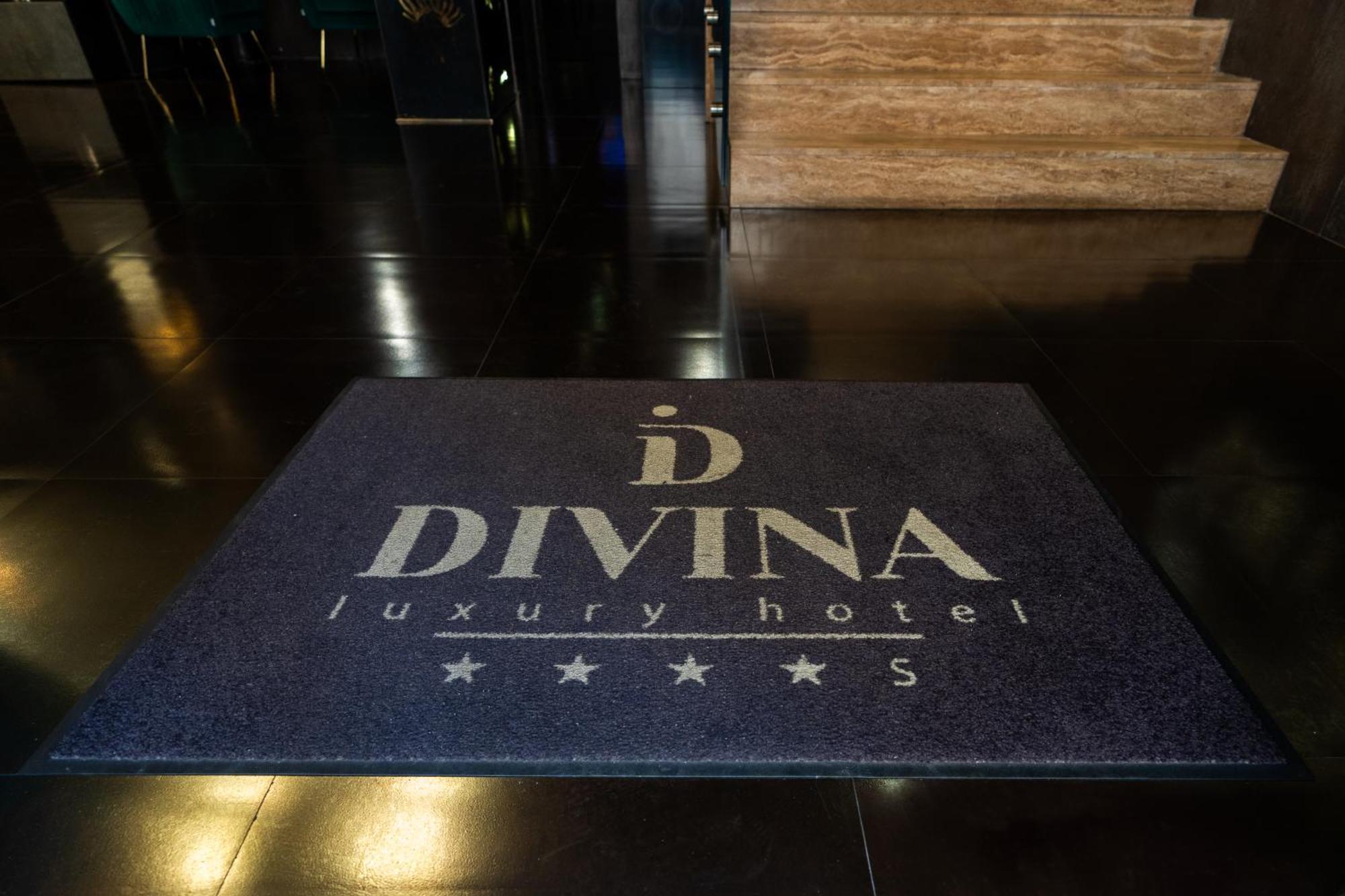 Divina Luxury Hotel Rome Exterior photo